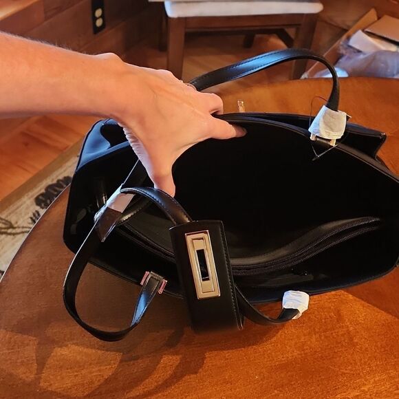 NEW DKNY Fabric Medium Travel Tote Tablet Bag Purse, Black & Silver Closure - Picture 7 of 16